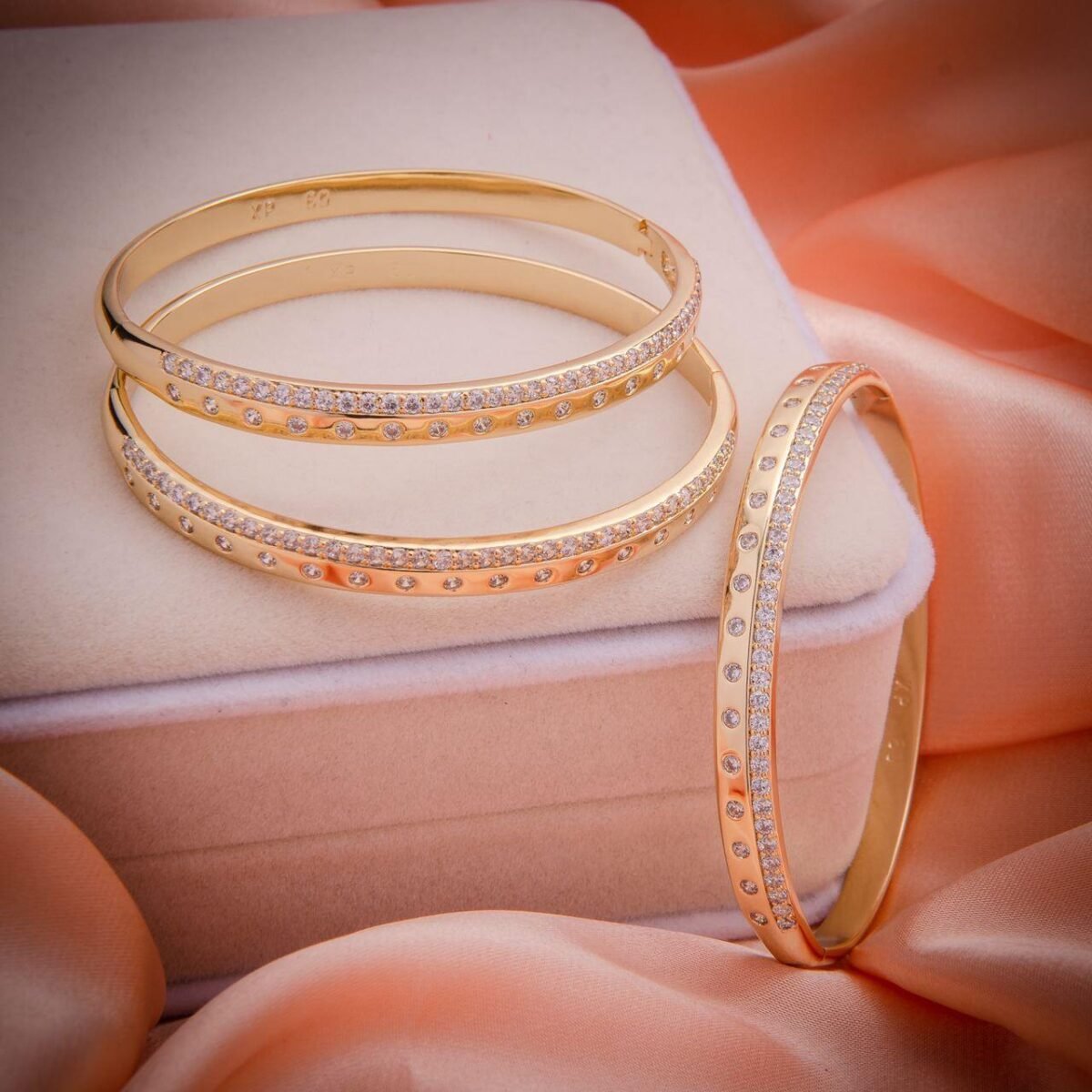 Trois Bracelets plaqué or – Image 1